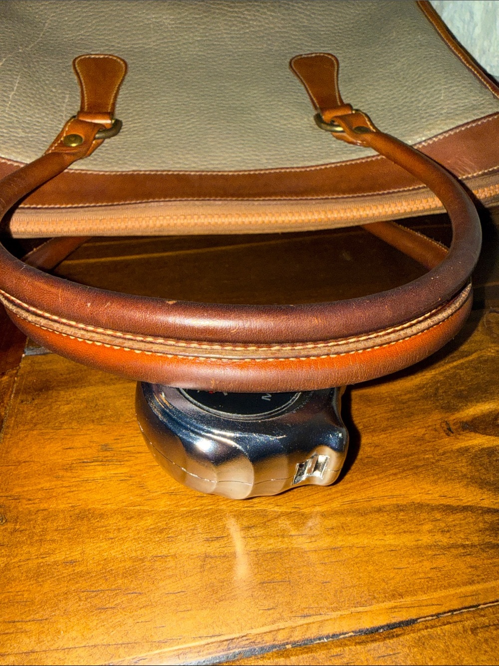 Dooney & Bourke leather 1987 Shoulder Satchel in taupe - Picture 9 of 14
